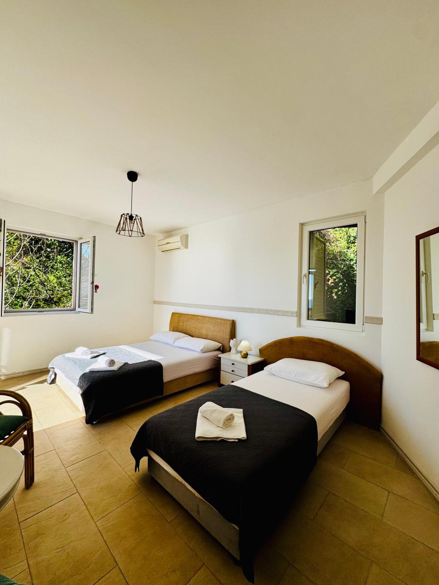 Budva Felix Suites Εξωτερικό φωτογραφία