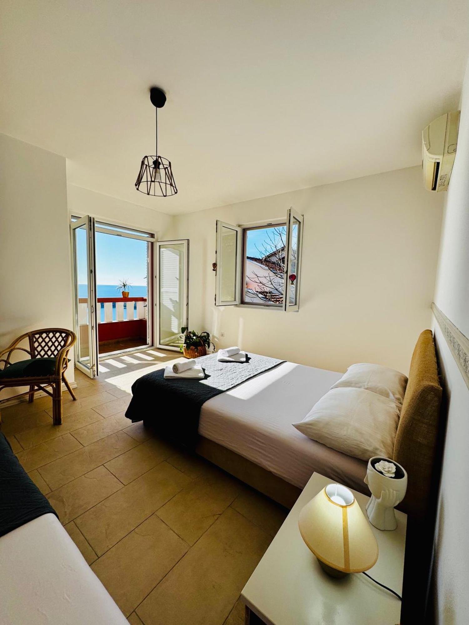 Budva Felix Suites Εξωτερικό φωτογραφία